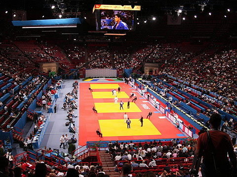 締め切り迫る!!