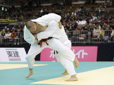 浅見八瑠奈選手